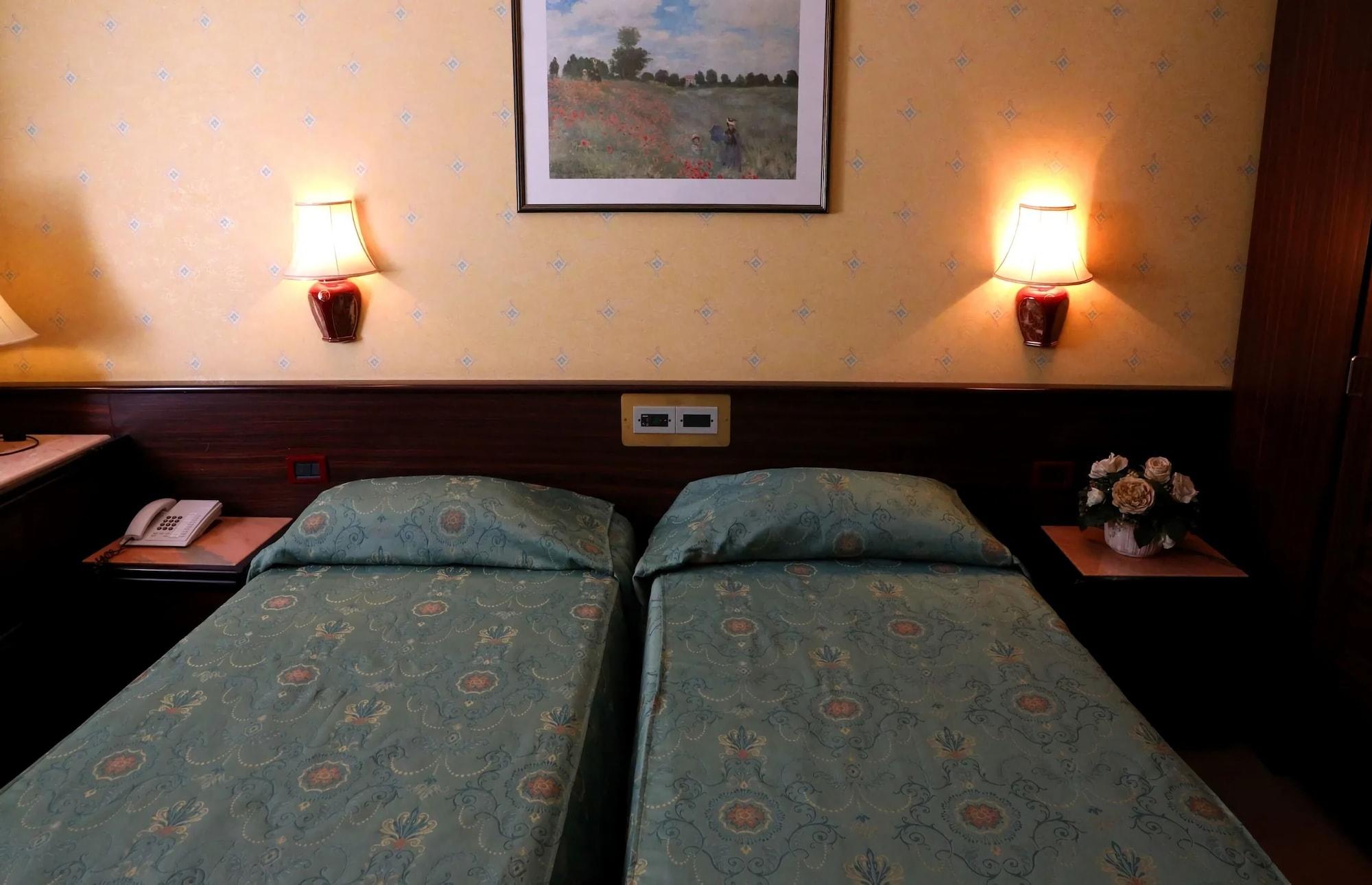 Hotel Leonardo Da Vinci Sassari Extérieur photo
