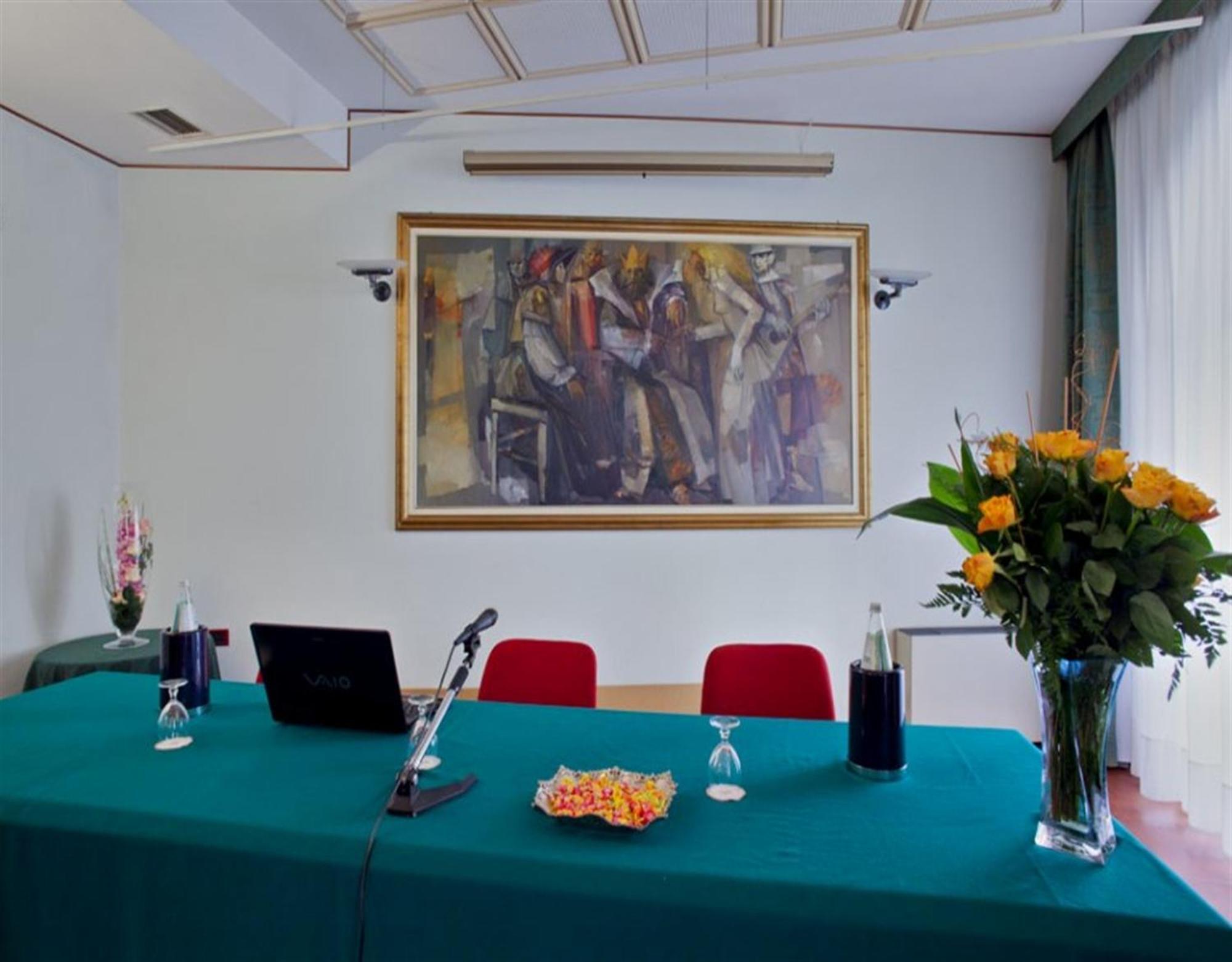 Hotel Leonardo Da Vinci Sassari Extérieur photo