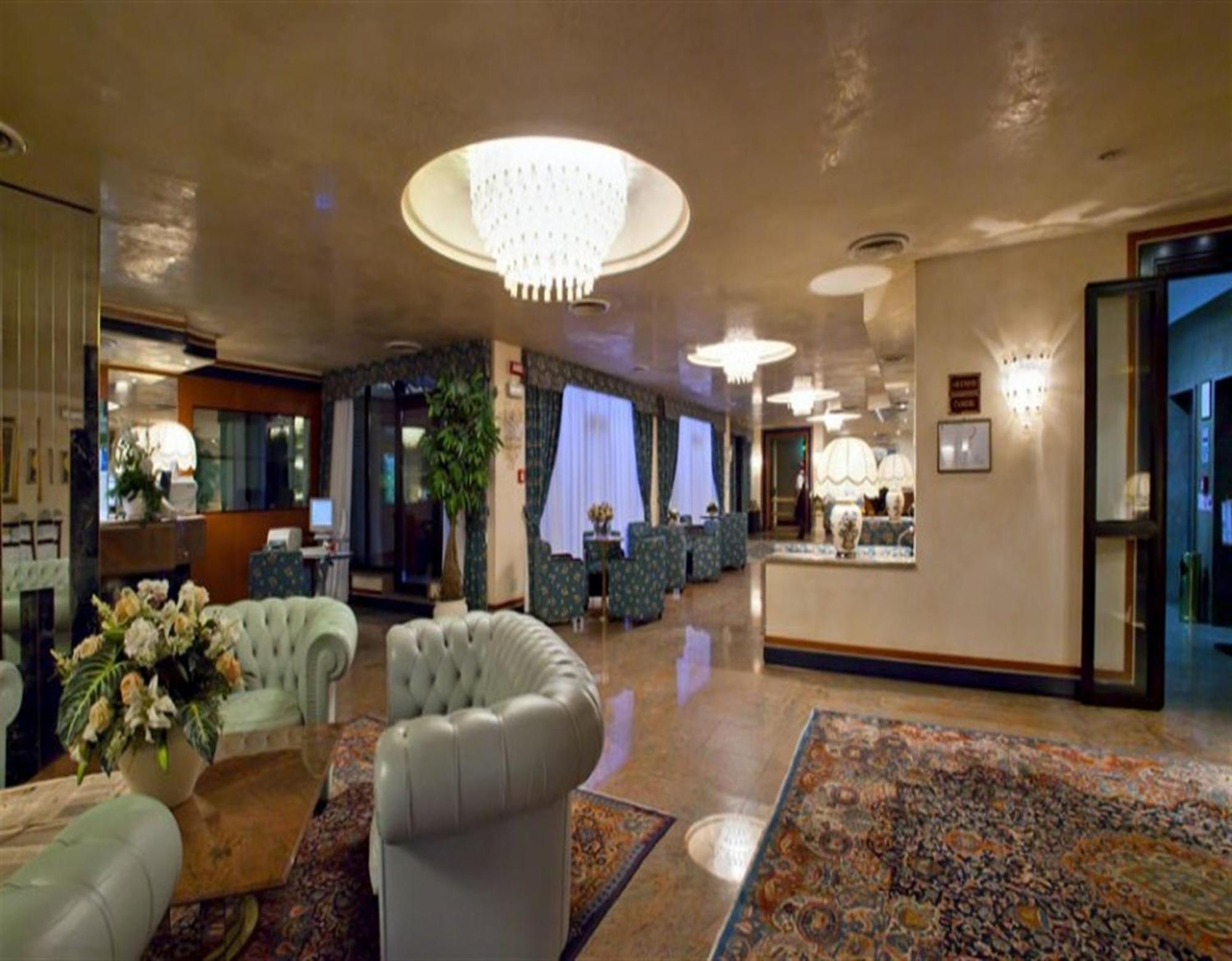 Hotel Leonardo Da Vinci Sassari Extérieur photo