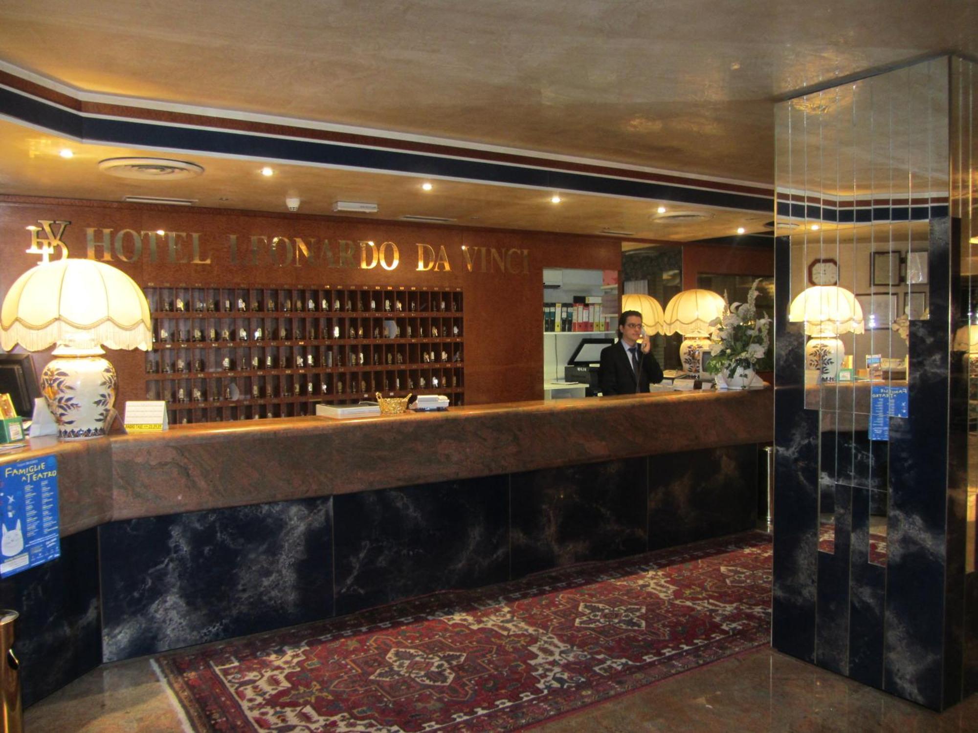 Hotel Leonardo Da Vinci Sassari Extérieur photo