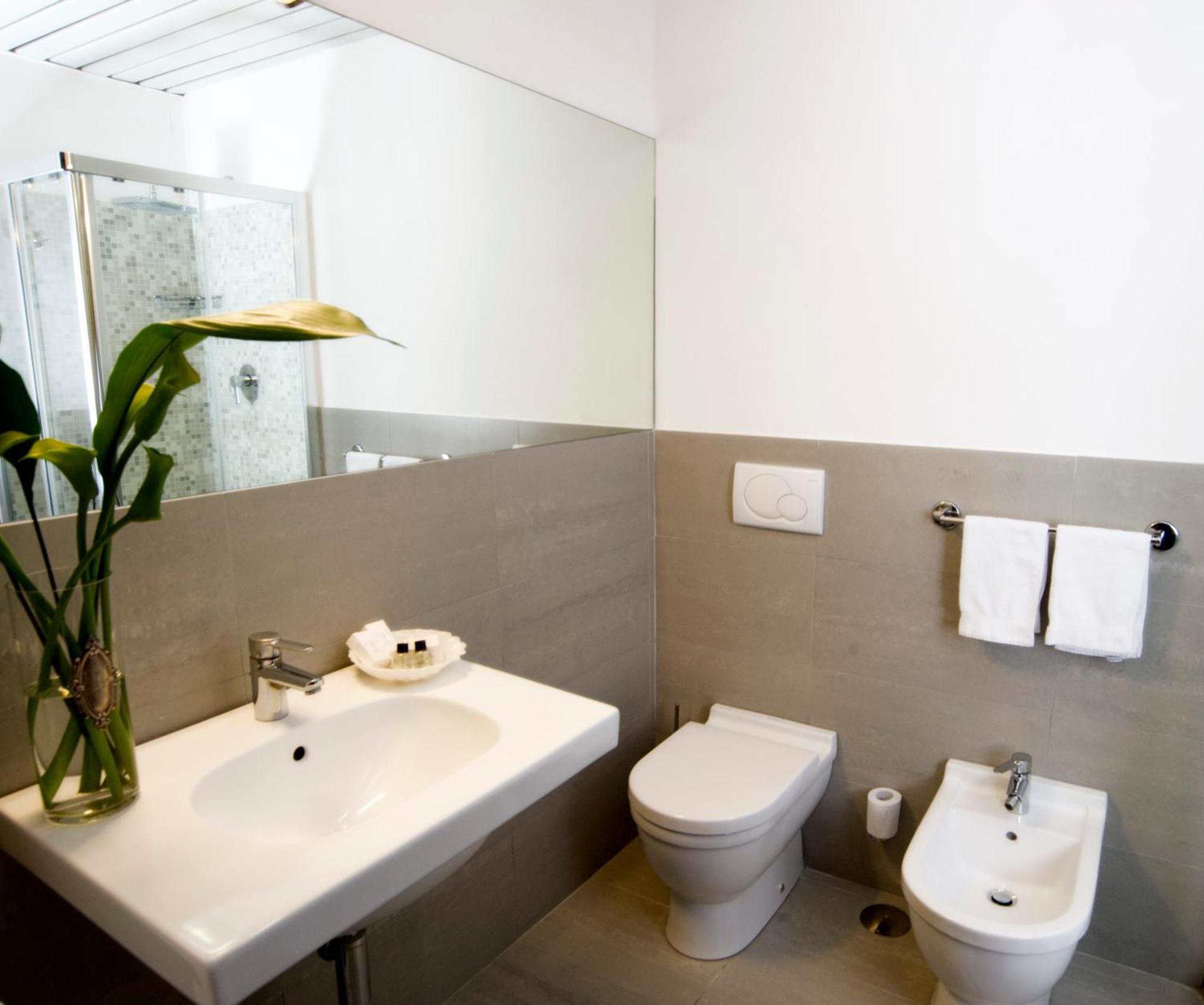 Hotel Leonardo Da Vinci Sassari Extérieur photo