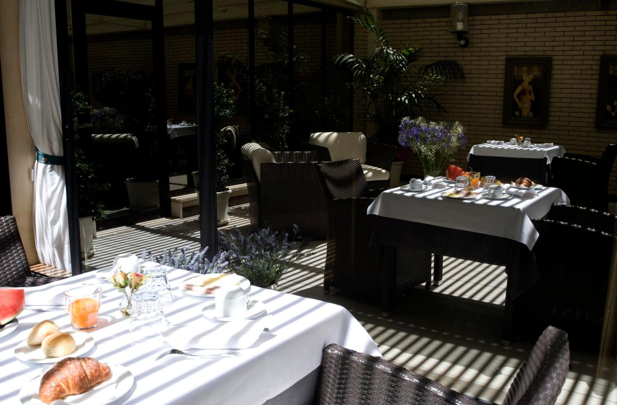 Hotel Leonardo Da Vinci Sassari Extérieur photo