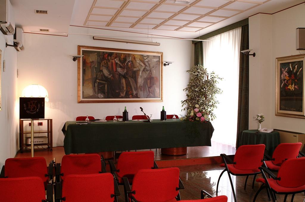 Hotel Leonardo Da Vinci Sassari Extérieur photo